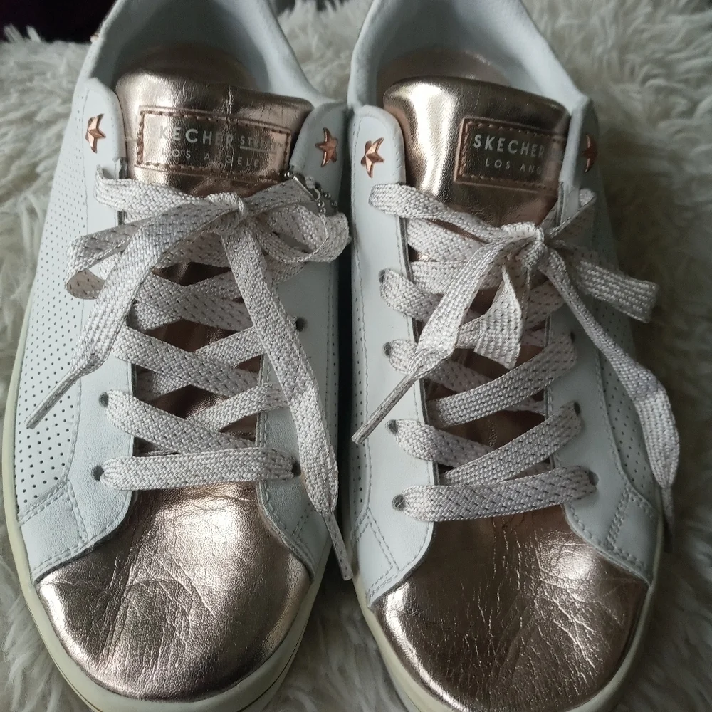Skechers street leather